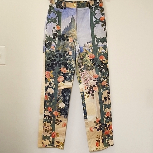 St John Sport Rare Floral  Castle Country Print Straight leg Denim Pants Size 8 - Picture 2 of 14